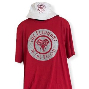 THE ELEPHANT IN THE ROOM-T-SHIRT